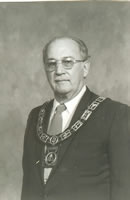 Goss 1985 